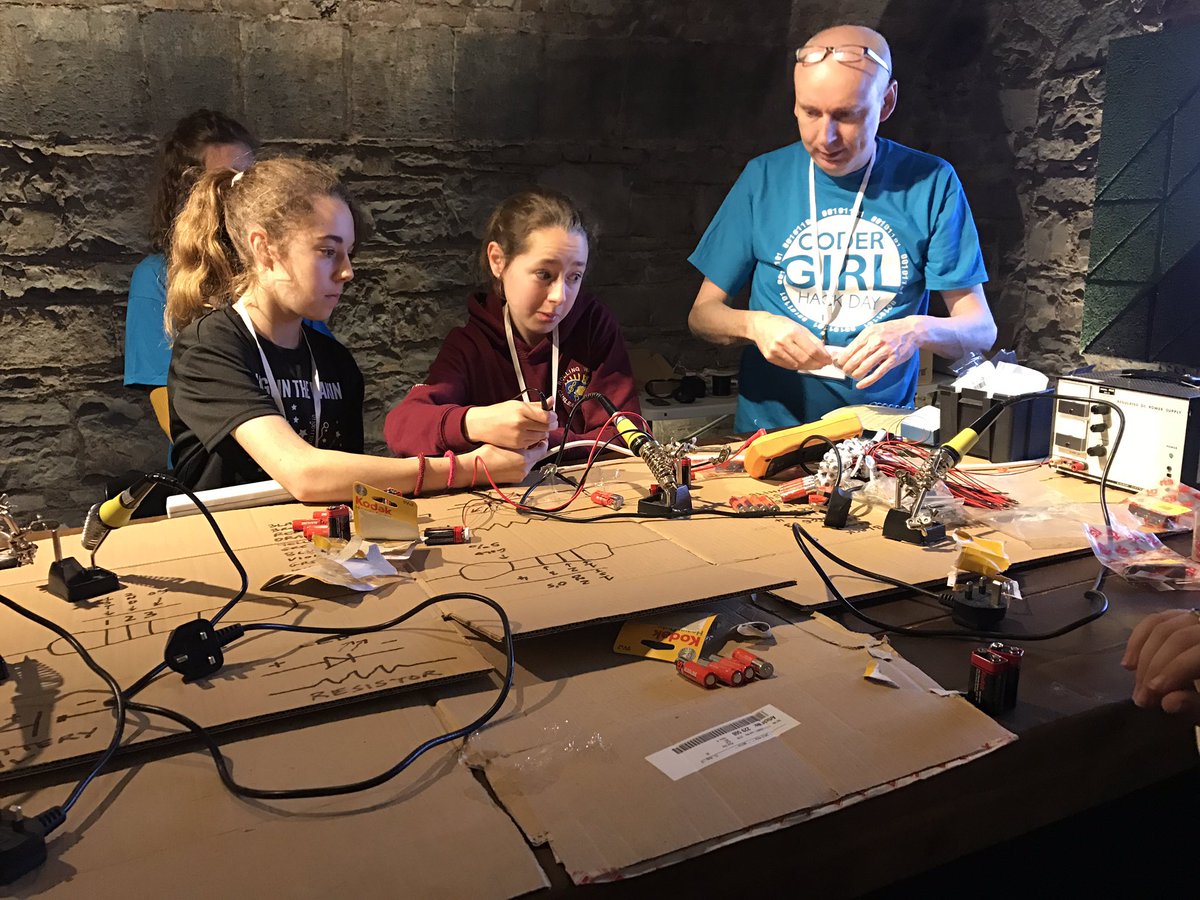 Intel_IRL's tweet image. Maker girls getting to grips with soldering and electronics #CoderGirlHackDay @TOG_Dublin @dogpatchlabs