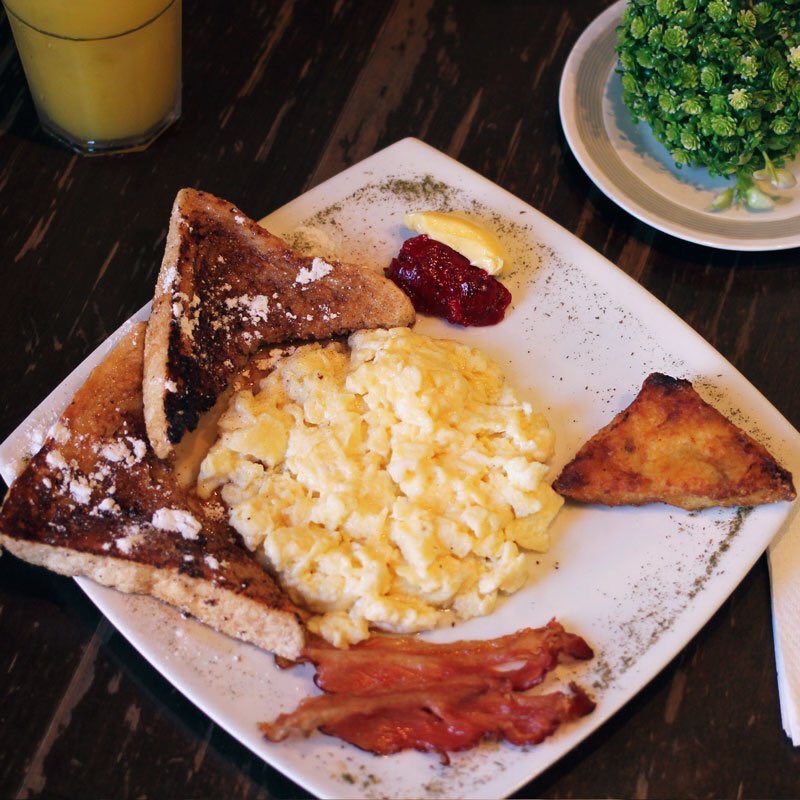 Que tu mañana sea memorable con un desayuno #AtentamenteParaTi