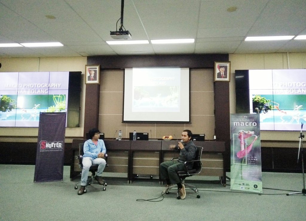 Komunitas Fotografi (@shutteripb) on Twitter photo SHUTTER DAY TODAY!!! Inilah sepenggal keseruan shutterday hari ini. Sesi seminar bersama Naa Bolang SHUTTER DAY TODAY!!! Inilah sepenggal keseruan shutterday hari ini. Sesi seminar bersama Naa Bolang