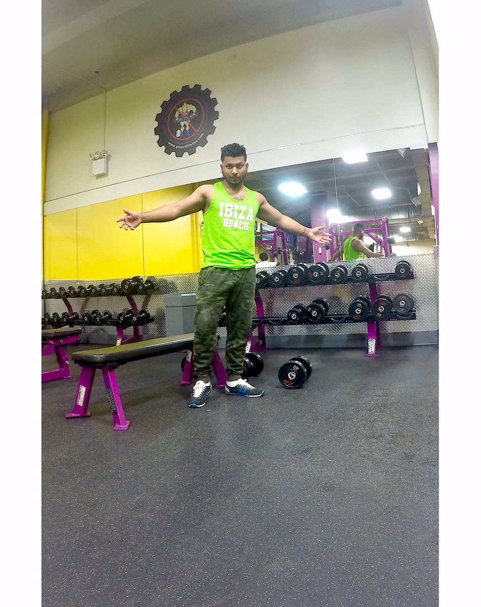 ArmanSikder1's tweet photo. Back To Gym Again In NYC https://t.co/I4O3gCh9yc