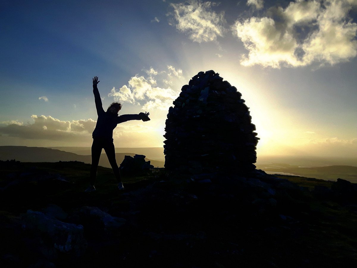 On Abbey Hill overlooking Corcomroe Abbey and a stunning sunset on the <a href="/wildatlanticway/">Wild Atlantic Way</a> 
#TheWestAwaits