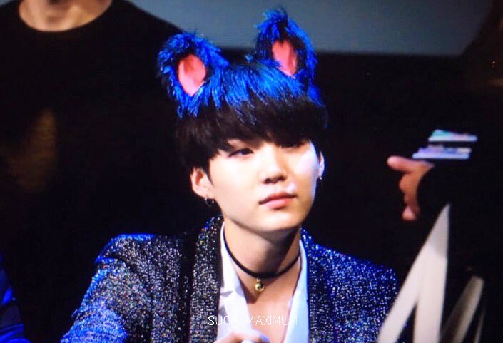 sugaupdates's tweet photo. PREVIEW. 161015 사운드웨이브 팬싸 #방탄소년단  #슈가 #SUGA 🐢 ©SUGA MAXIMUM https://t.co/raSbeVznce