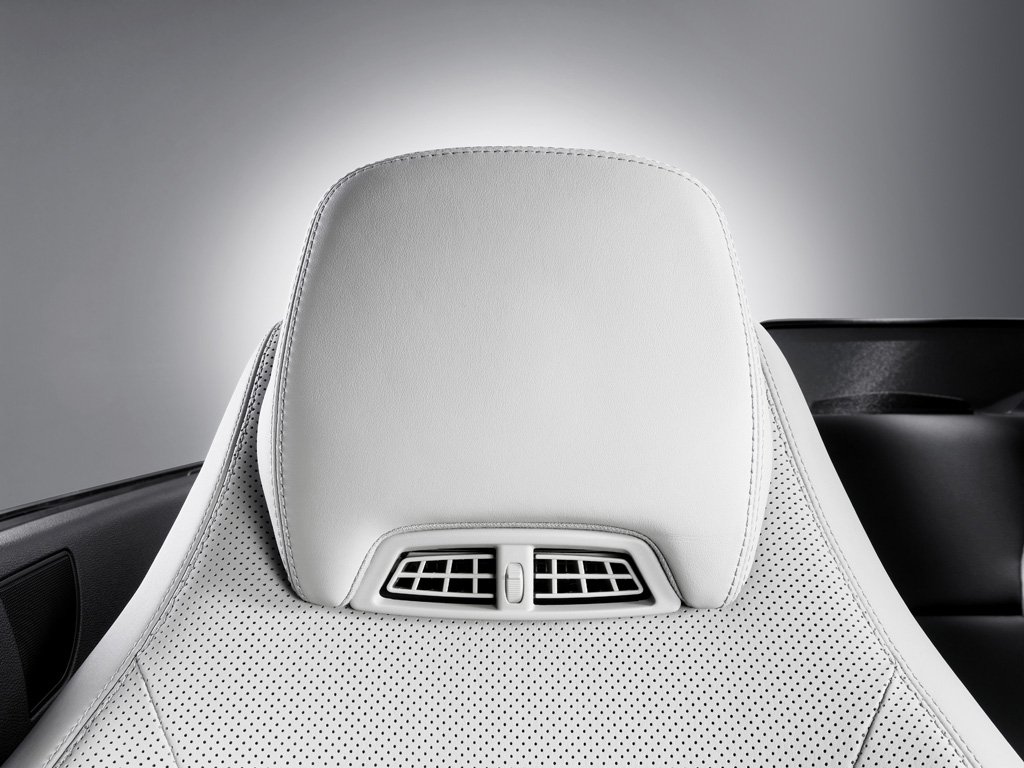 BenzInsider's tweet photo. #MercedesBenz Removes #Airscarf in Its #German #Cars
https://t.co/nj0FXjxICf https://t.co/D1NoL8C7gD