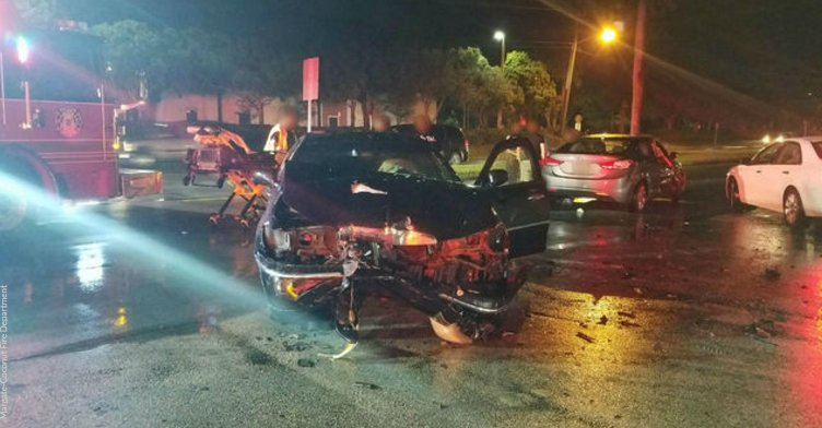 Two-vehicle crash in Margate results in injuries and temporary road closure. bit.ly/2dZq6hq?utm_me… https://t.co/gyuBaDztzk