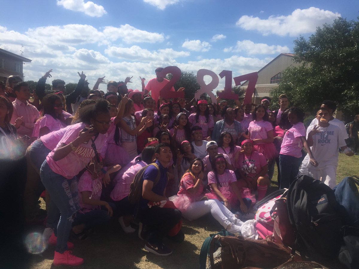 teachonamission's tweet photo. Now that's how you pink it out @MustangNews_US @ManorISD @Manor_MustangBG @ManorHS https://t.co/hl5n0u0yjC