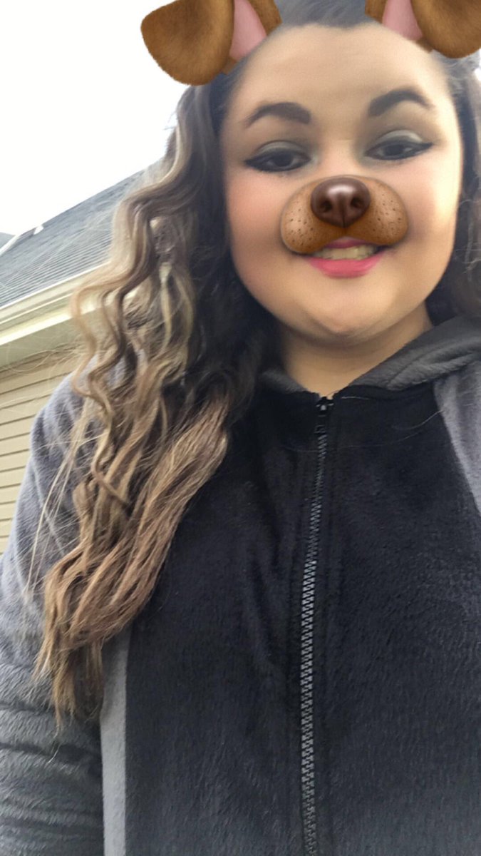 ummm_Ivi's tweet photo. Having a great day have a Halloween dance later #predance @adelainemorin https://t.co/Y2IUkEY9Um