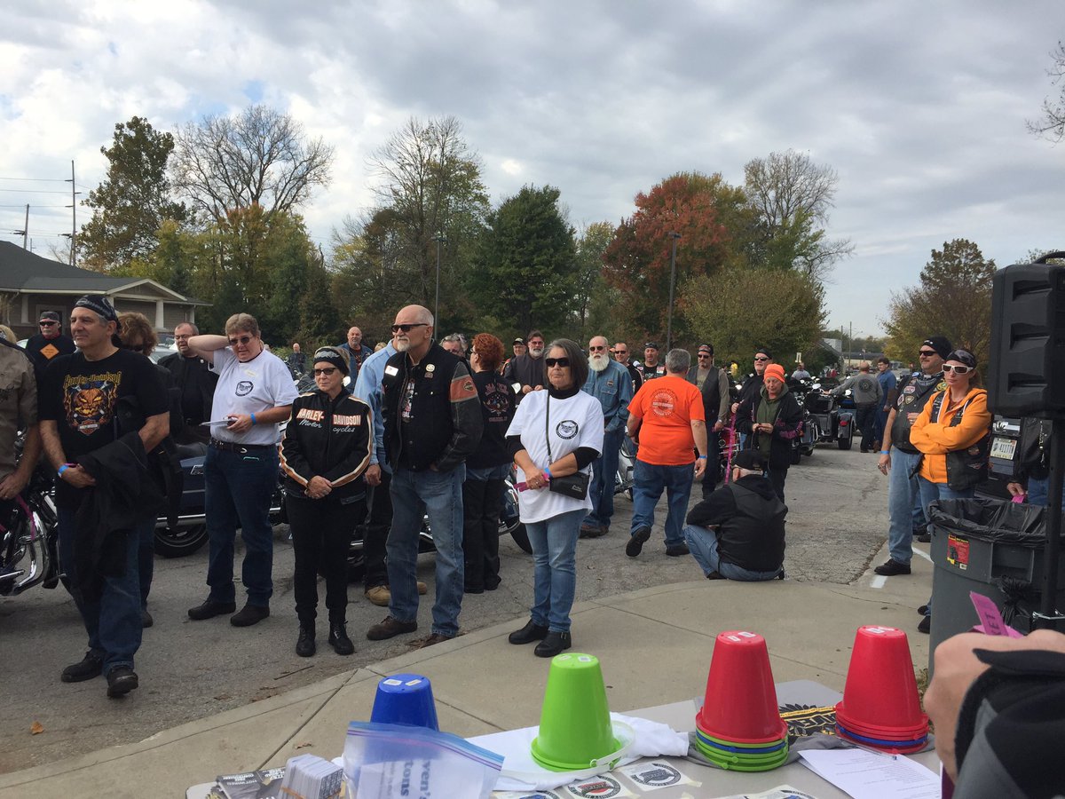 ICMS_Ravens's tweet photo. Beautiful day for inaugural Raven Ride. Raising funds for art &amp; music programs @ ICS 🏍🎨🎼 https://t.co/OITrypZYis