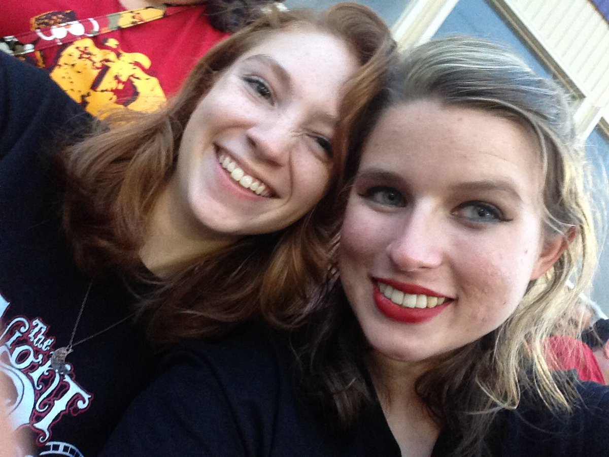 OneL1191's tweet photo. #wiumbc MTHS Marching Redbird Seniors ❤️ https://t.co/5tDWhBlefM