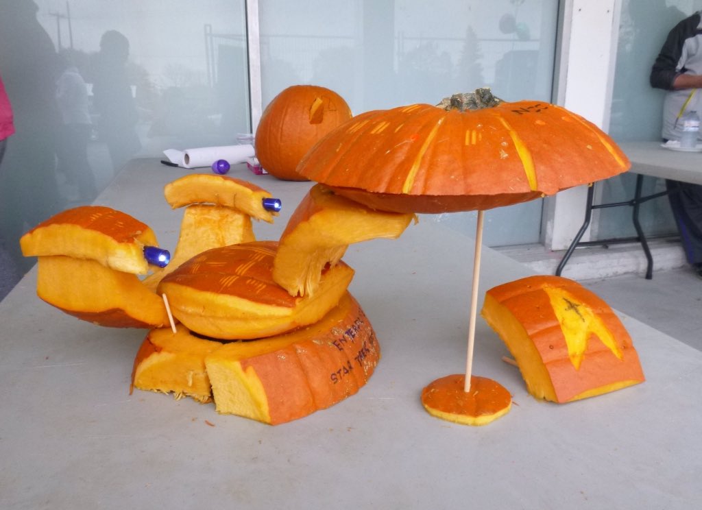 andyklsun's tweet photo. Celebrating #halloweekend &amp; #StarTrek 50th anniversary wth this pumpkin carving of Enterprise NCC-1701-D @SpaceChannel https://t.co/GP7wV60A4K