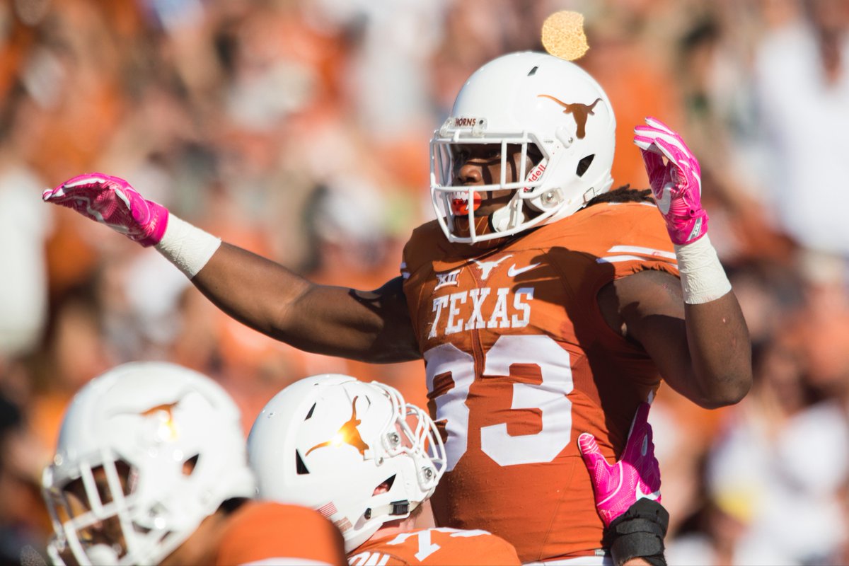 🚨 UPSET ALERT 🚨

Texas uses a last-minute FG to hand No. 8 Baylor its first loss of the season! 

#BUvsUT