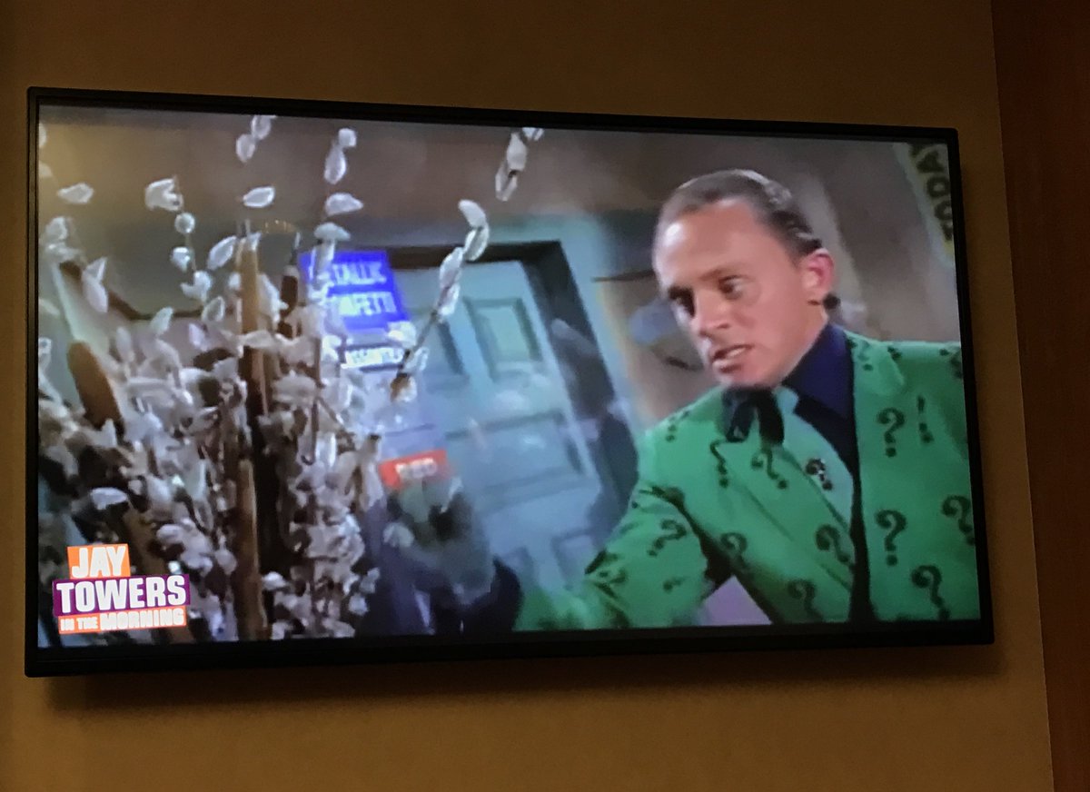 JayTowers's tweet photo. It's 8pm! Time for #MonsterMash7 @GreektownCasino on @1003WNIC Keep an eye out for our very cool monitors! #TapSnapDetroit #Detroit https://t.co/B2ta4TfjXf
