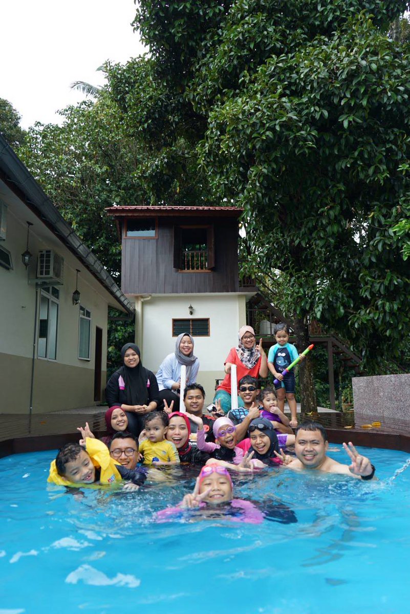 fizreeazreen's tweet image. First day at Rumah Mak Embun. ✌

#brosupport @ShakirMazalan