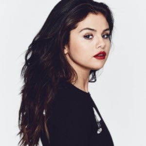 wesayhellyeah's tweet image. Ask me questions 

ask.fm/BreeCarterx