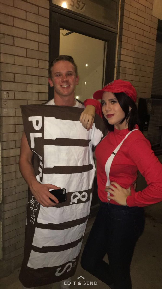 Sarah_Ortman16's tweet photo. Happy birthday!! @ZachGreenawald hope your day was awesome! https://t.co/wpEAQUx9Ek