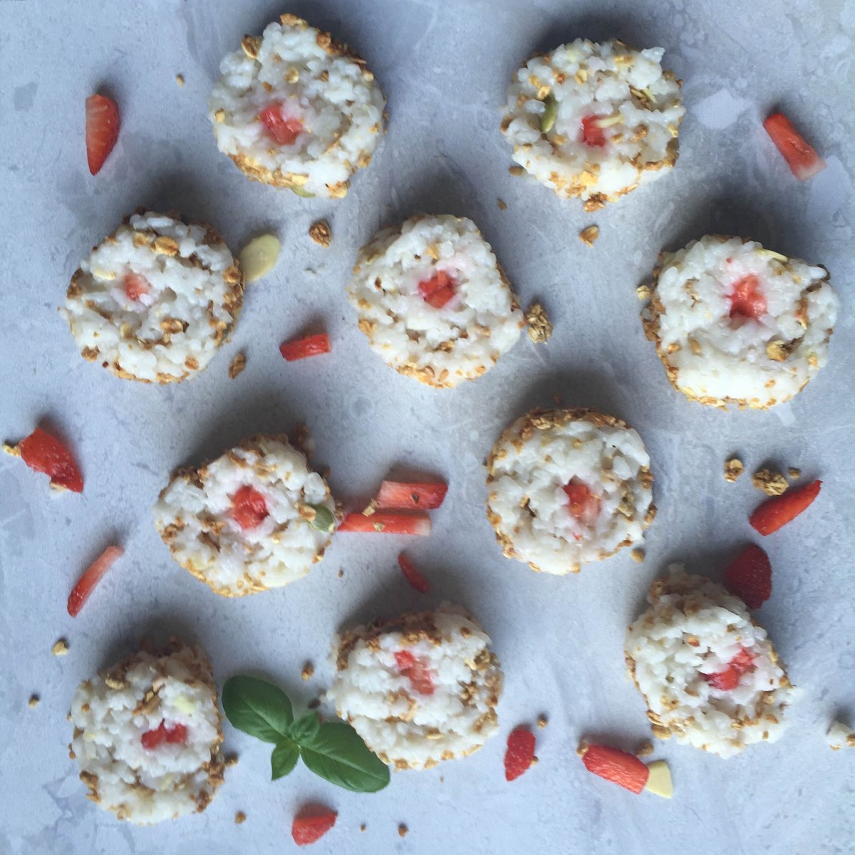 PlantBasedCooks's tweet image. Vegan Breakfast Sushi ! plantbasedcooks.com/sweet-coconut-… #vegan #veganrecipe #veganfood #sushi #healthy #veganfoodshare #vegans