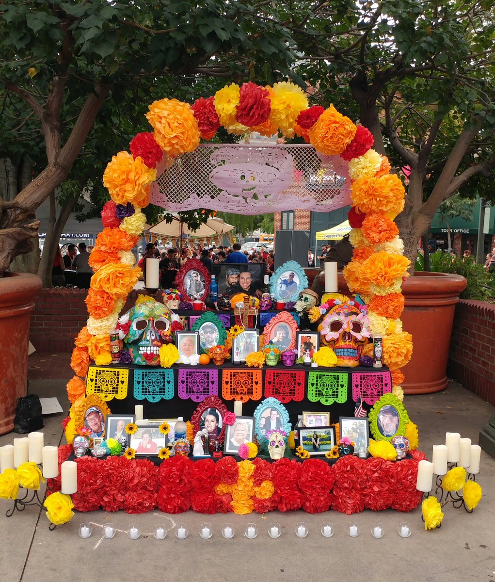 ricklomar's tweet photo. Remembering my brother Mario Lopez Jr. #Diadelosmuertos @ #PlazaOlvera #OlveraStreet / Procession Sunday (10.30.16) @ 7pm https://t.co/lw8oNexGaS