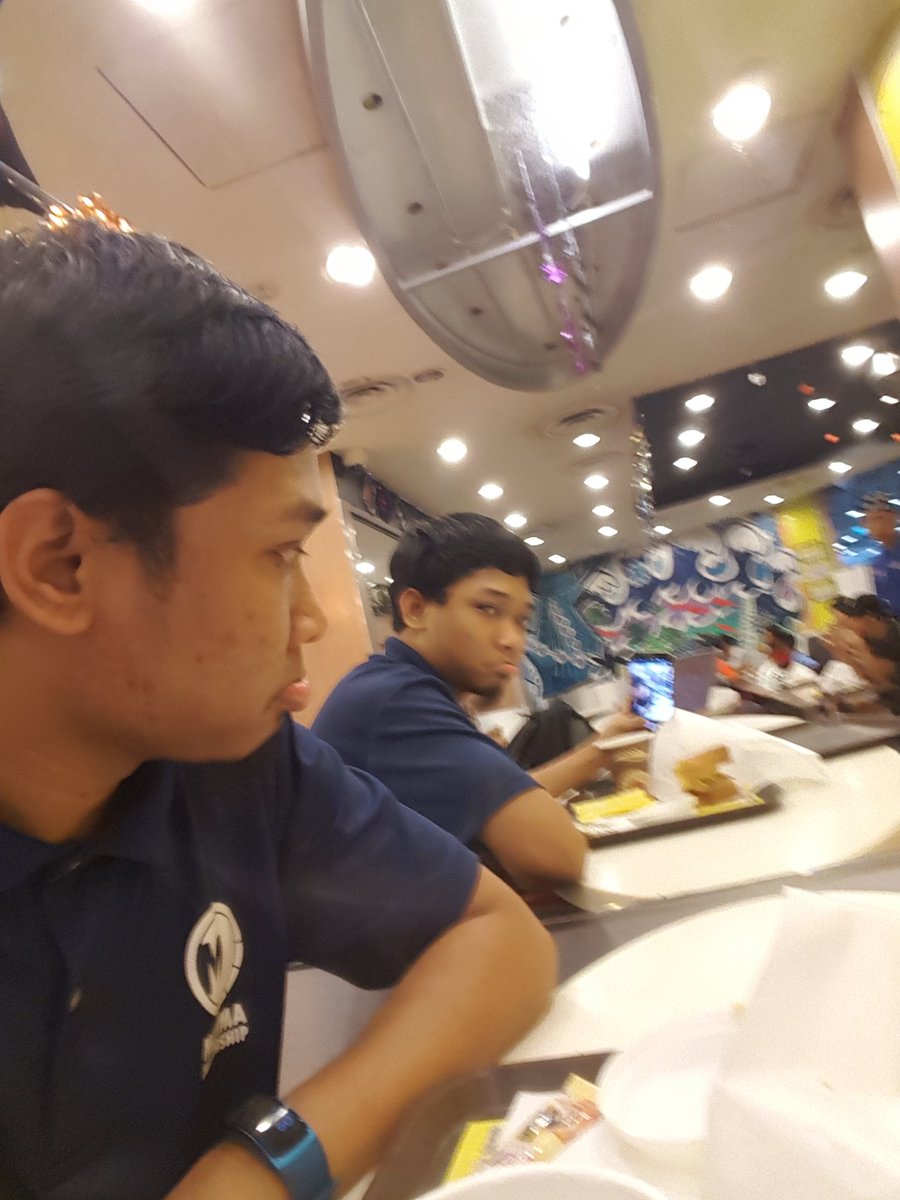SoHafidz's tweet photo. Im truly grateful u exist john. Always there for me when others are just too busyy. #hajohn #jofidz hahaha bye https://t.co/P6HMRsKhUi