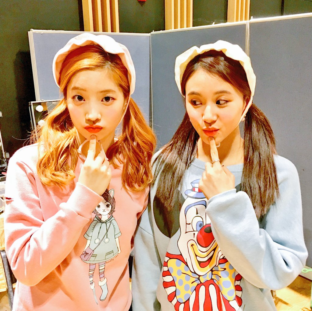 JYPETWICE's tweet photo. TWICE x SNL8
응원해주신 원스 여러분들 덕분에 방송을 잘 마쳤습니다! 언제나, 늘, 항상 감사합니다^^ 추운데, 감기 조심 하세요!

#ONCE #원스 #TWICE #트와이스 https://t.co/Dy4xRmHcLL