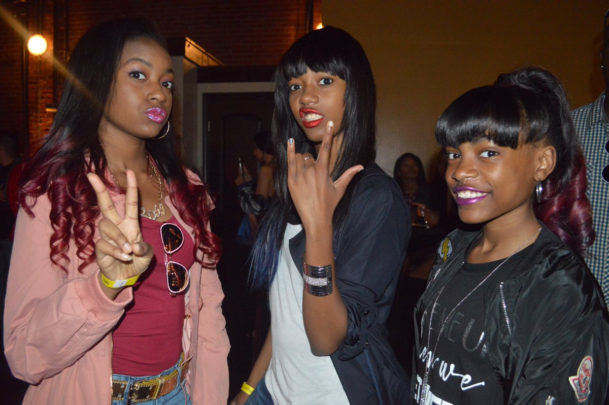 MAKOGirls's tweet image. You can't rush longevity 💯 #MakoGirls #Siya #TheMakoGirlsExperience #SiyavsSiya #MusicLife 🎤✨