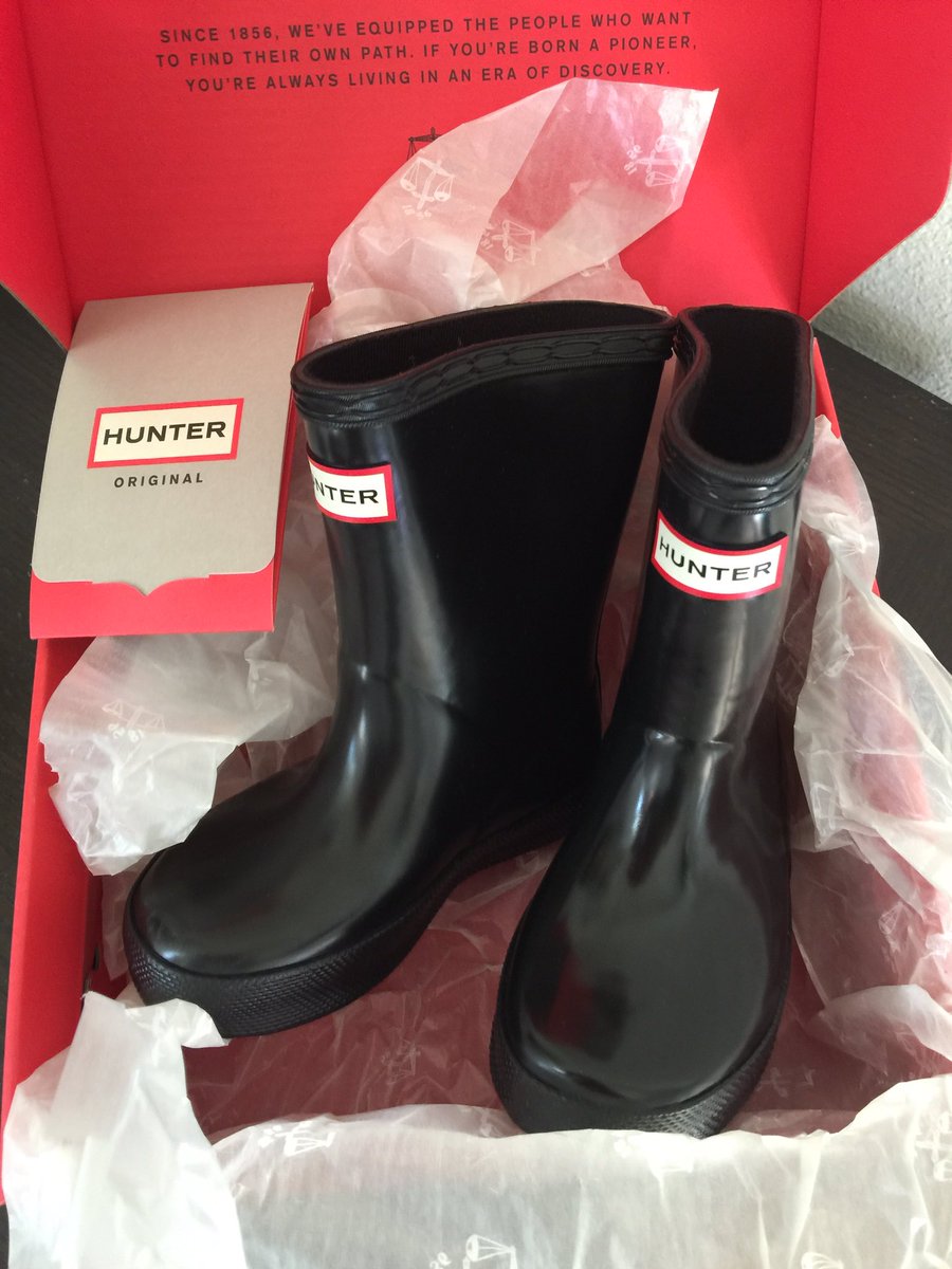 Got a new pair of #Hunterboots (toddler) for less. Use coupon code YELL1405 at checkout on Diapers.com #coupon #extremecouponing