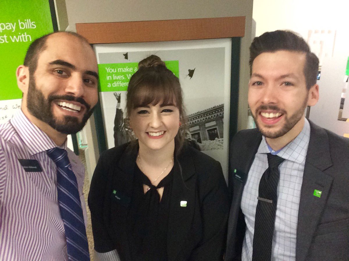 julienabboud's tweet photo. Welcome 2 @TD_Canada #beford Megan #pinceremony #proudtobeTD #proudtobegreen @GeorgetteM_TD @BeatonNicole @AndyDixon317 #atlanticstrong https://t.co/ZiiggITJGx