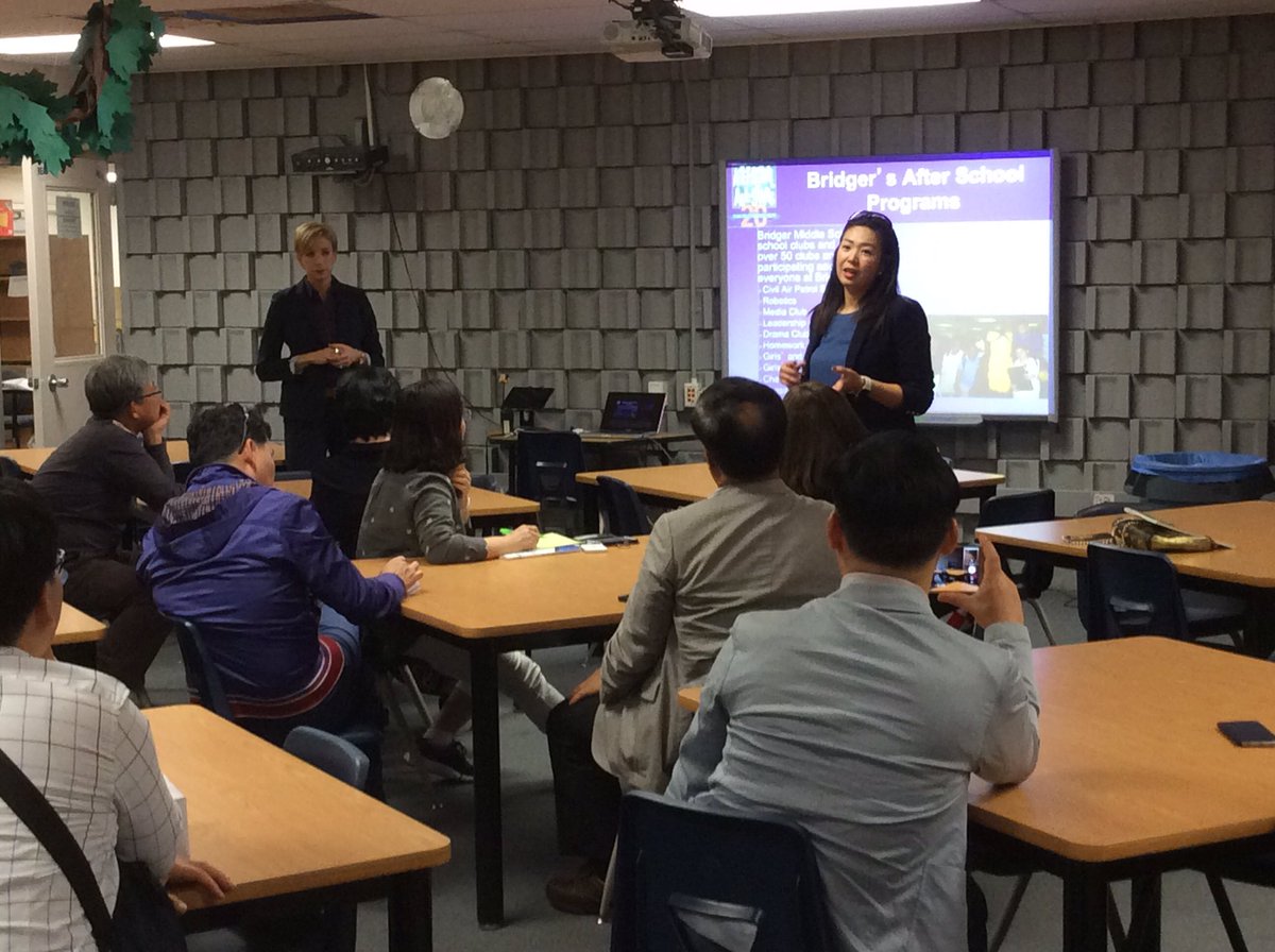myjbms's tweet photo. Korean visitors on campus. https://t.co/KTJd6C2c1B