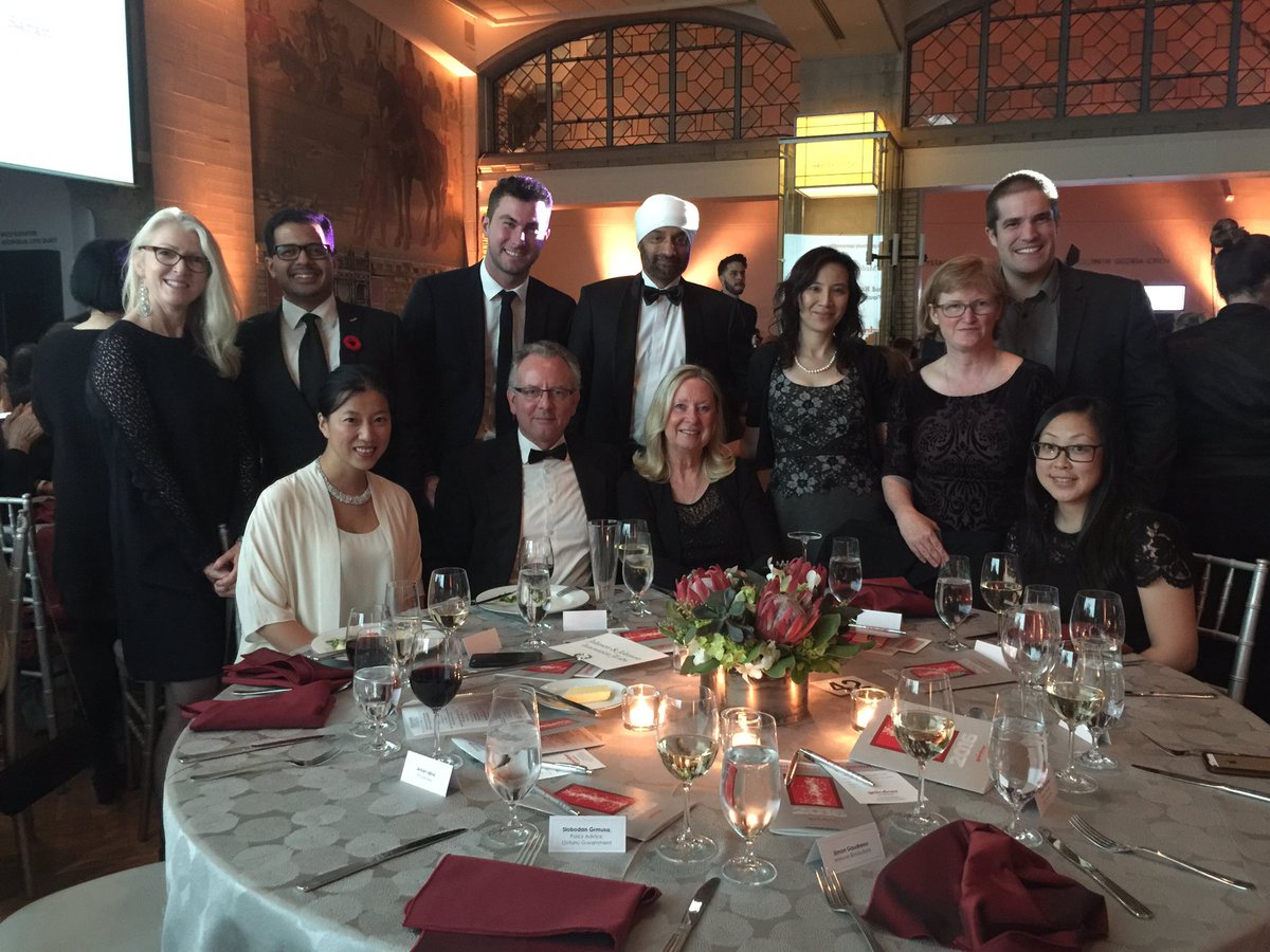rebeccayu's tweet photo. @GairdnerAwards with @ONeconomy #BillMantel #JLABSToronto innovators @jinzi_zheng @iBiosolutions @amaniqbal @tmibio @JNJInnovation https://t.co/tMER2BZFW8