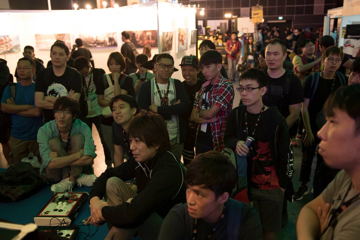 burnoutfighter's tweet photo. The nature of this photo is funny and filled with awesome people! #SEAM2016 @INFILTRATION85 @Bizarro_Mike @tokidoki77 @magotto3 @sakonoko https://t.co/IspIPauaaZ