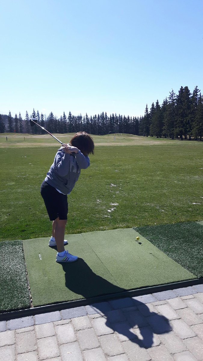 JoetteF's tweet image. Guess who was practicing @RoyalMayfair today?! #YEGgolf #1members #notreallytoday #april #lol