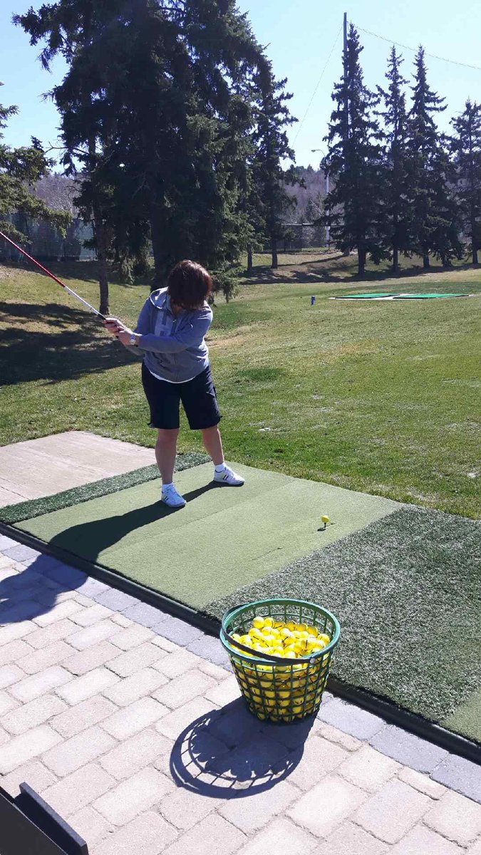 JoetteF's tweet image. Guess who was practicing @RoyalMayfair today?! #YEGgolf #1members #notreallytoday #april #lol