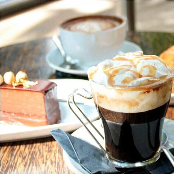 thierrychocolat's tweet photo. #FallforThierry with our new Americano Espinhoso espresso with caramel, whip cream, salted caramel drizzle, and a shot of vodka! ☕️ https://t.co/tjoPM4pZAL