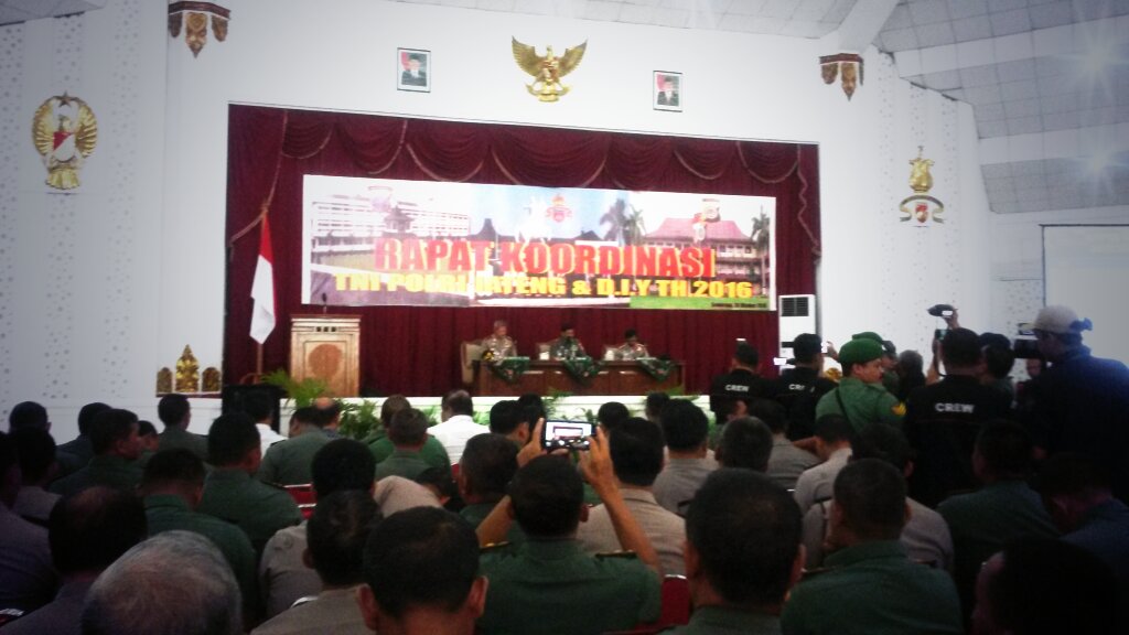 Rapat Koordinasi TNI POLRI Jateng dan DIY then 2016 di Gedung  Diponegoro Dam IV /Dip pd tgl 28 Okt 2016.<a href="/Puspen_TNI/">Pusat Penerangan TNI</a>