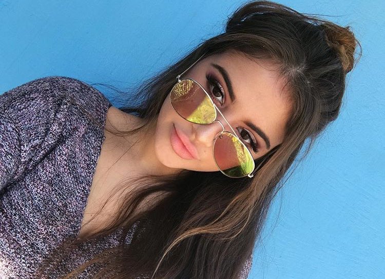 Hiya. Someone converse with me.