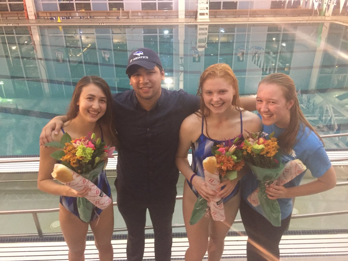Thank you Coach Mac for supporting the seniors during their last home meet! Good to have you back on the pool deck 🏊‍♀️