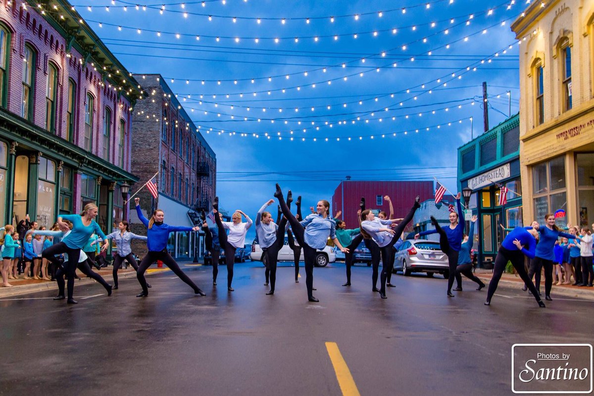 annaastark14's tweet image. A sky full of stars 🌟 #mldr