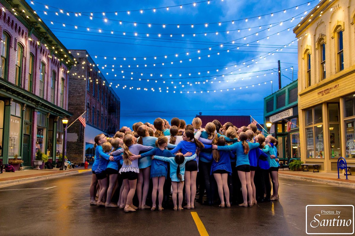 annaastark14's tweet image. A sky full of stars 🌟 #mldr