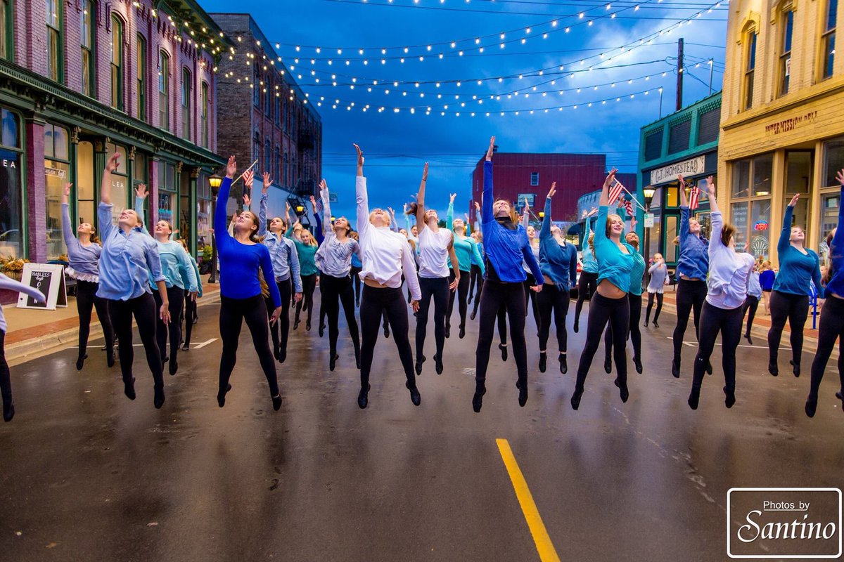 annaastark14's tweet image. A sky full of stars 🌟 #mldr