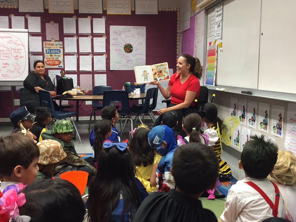 KeppelPumas's tweet photo. Gaines and Jackson team up for Spooky Story Night and Trunk or Treat. https://t.co/OXJw80jAMb