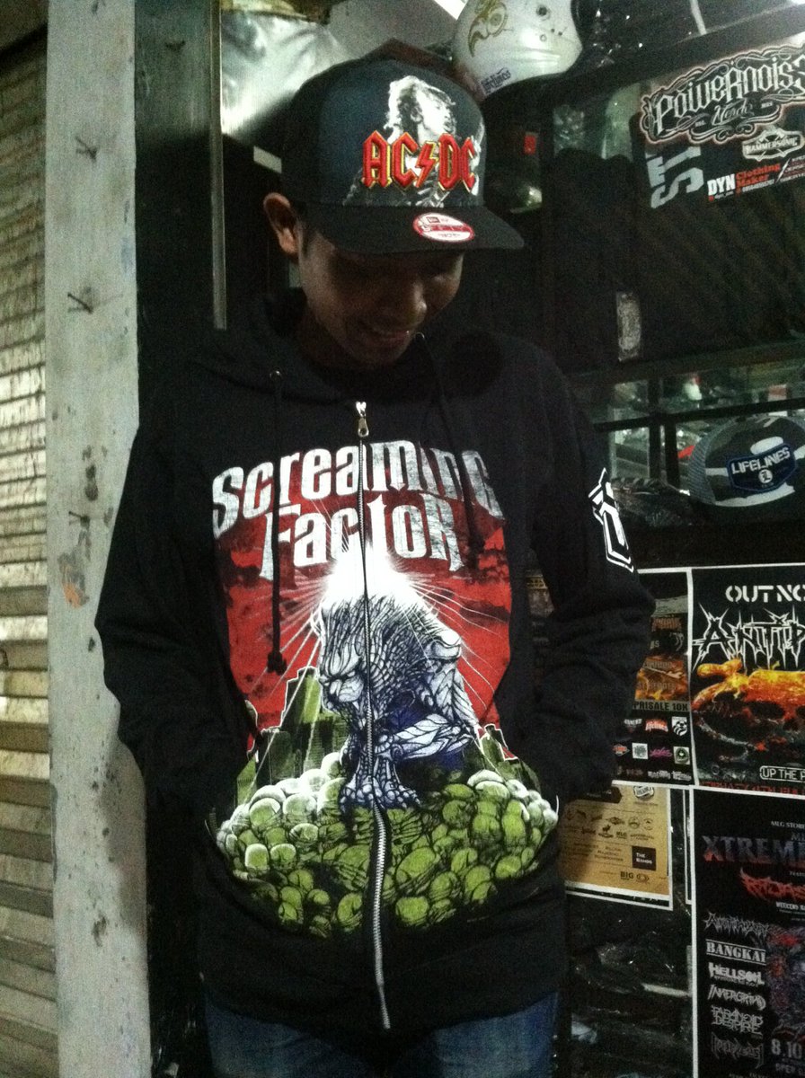 ready zipp hoodie @screamingfactor size M,L,XL IDR 285.000