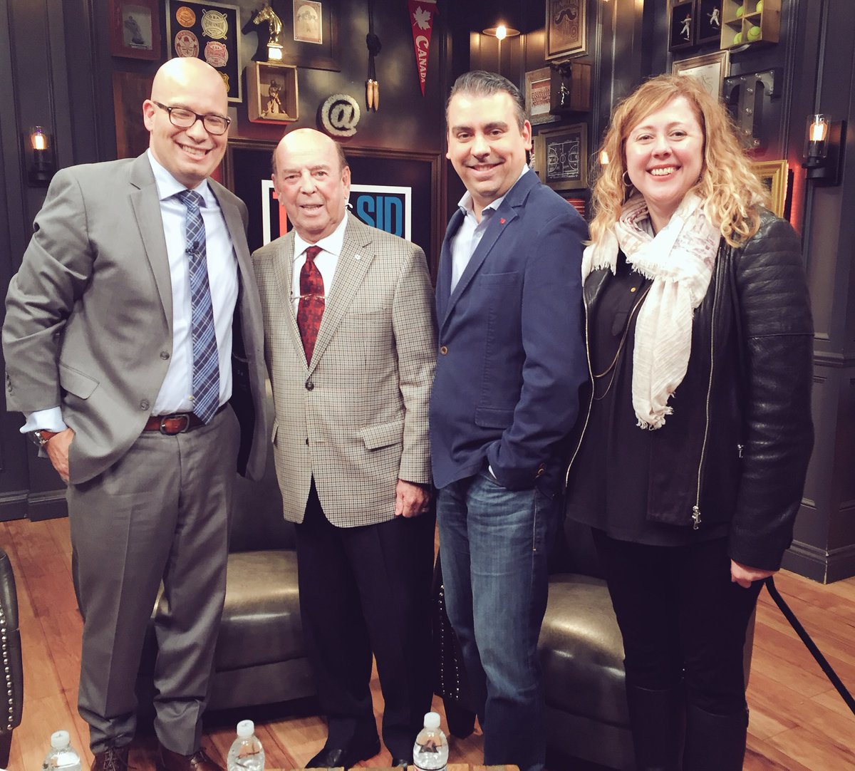 Ruta16's tweet photo. #bobcole #nowimcatchingon media promo day #tim&amp;sid #hockeyicon oh baby https://t.co/1omFyhOvY1