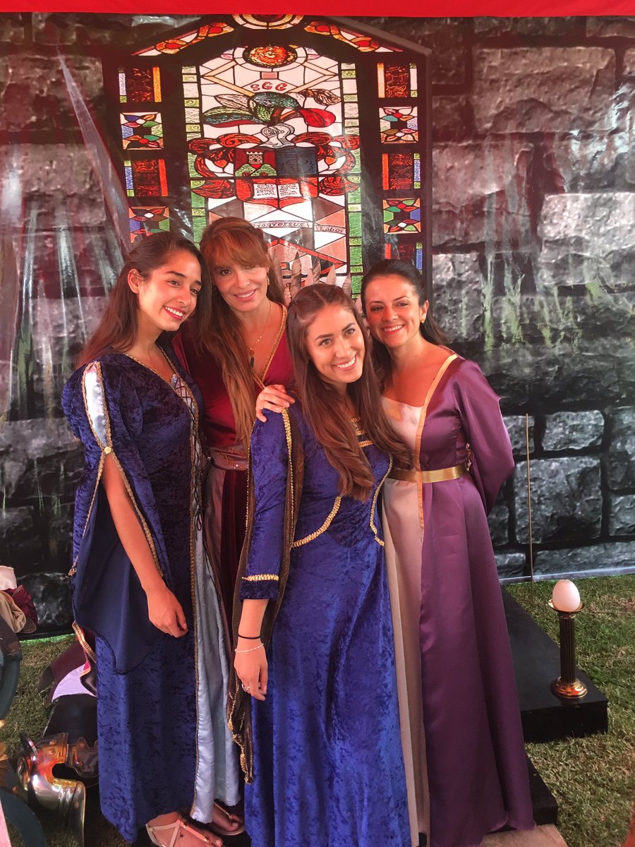 nicolediaz663's tweet photo. @PaolaMKT #CADEesLANNISTER #CADEesPODER #MktPrincipiosUSFQ https://t.co/QcXOHM2sX1
