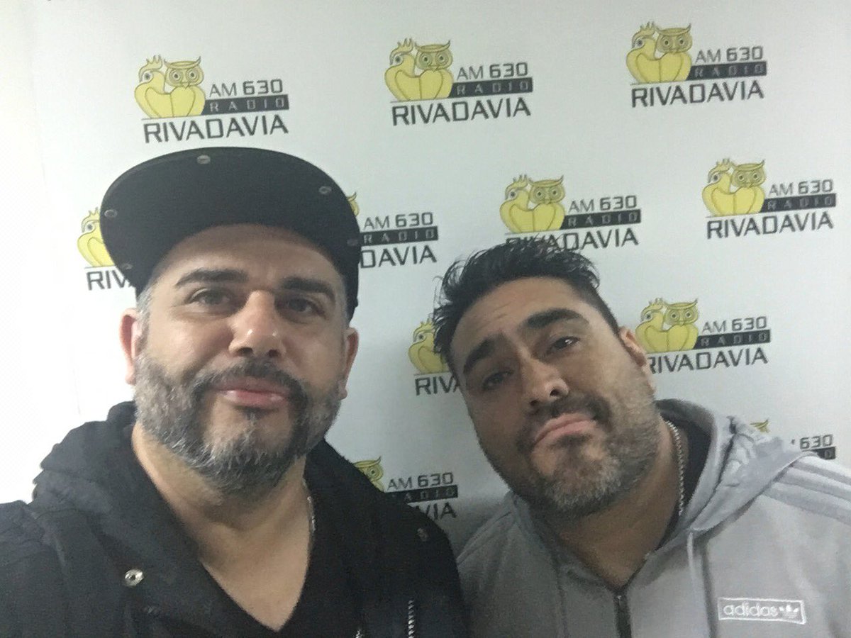 SantiAmericones's tweet photo. Ya en @Rivadavia630 @SANLORENZOAM630 #HOMBRESBASICOS @elcuboteatro @DANIDATOLA @AmericonesHumor https://t.co/CSDcoZdwWd