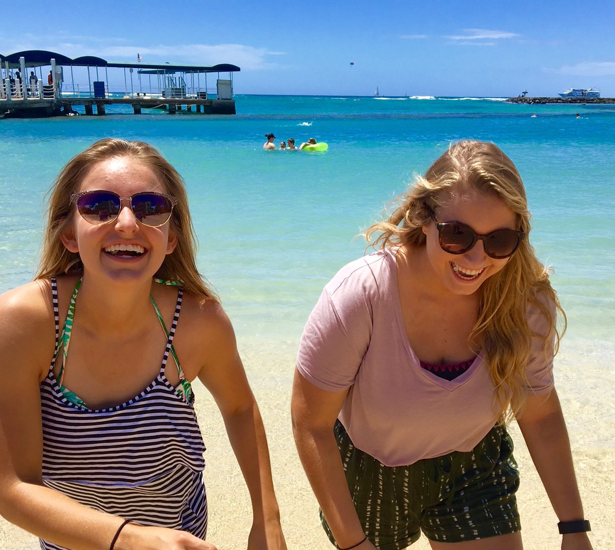 Jenalynstratton's tweet image. happy birthday to one of my fav people!!!!! i love u so much &amp;amp; im so happy we get experience hawaii together!!!!