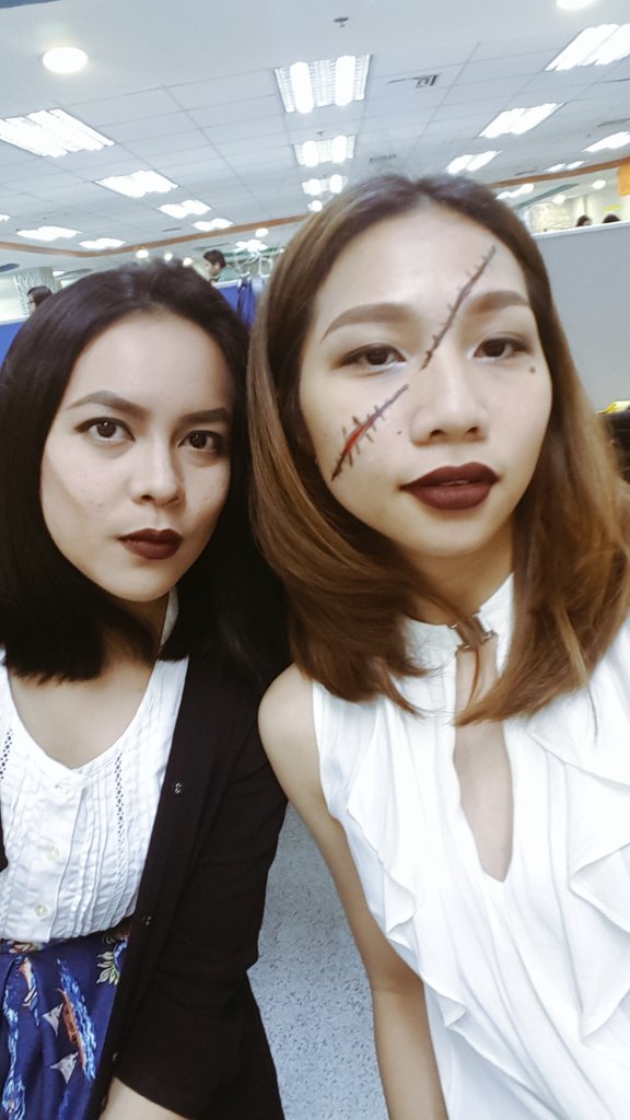 hdnoelle's tweet photo. 2 of my fave people in the office https://t.co/fdCEyRiG07