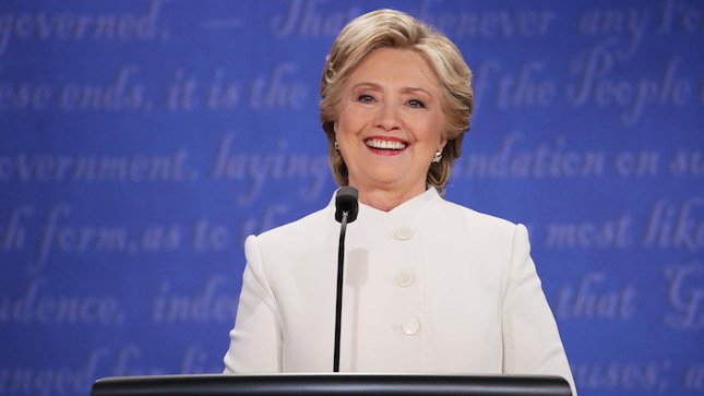 thehill's tweet photo. Yale Record breaks 144-year tradition of not endorsing presidential candidates to "not" endorse Clinton: https://t.co/6N7Amp87kk https://t.co/vGWNjWEep5