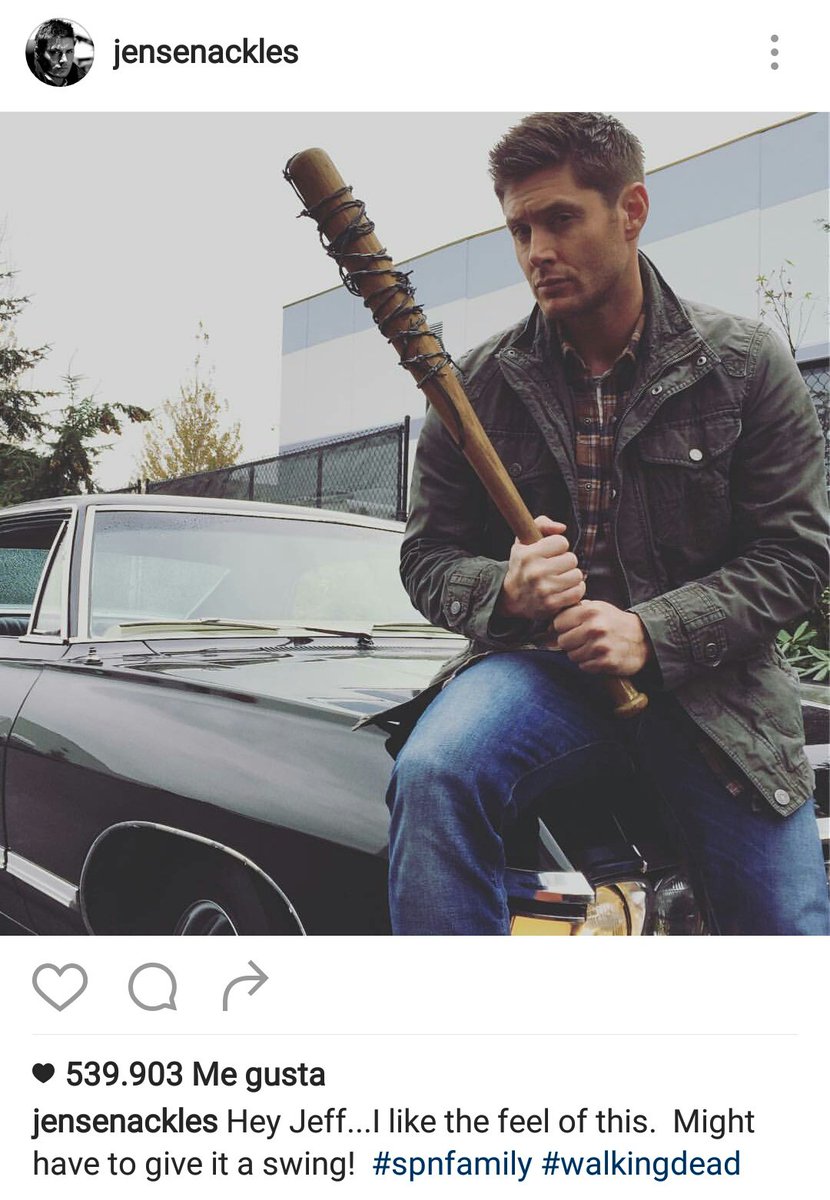 serienfurecidos's tweet photo. Cuando @JensenAckles nos deja uno de los mejores crossover de series. "Eh papá, te has dejado algo en el Impala" #TWD #SPNFamily https://t.co/fzTJ9bvh1C