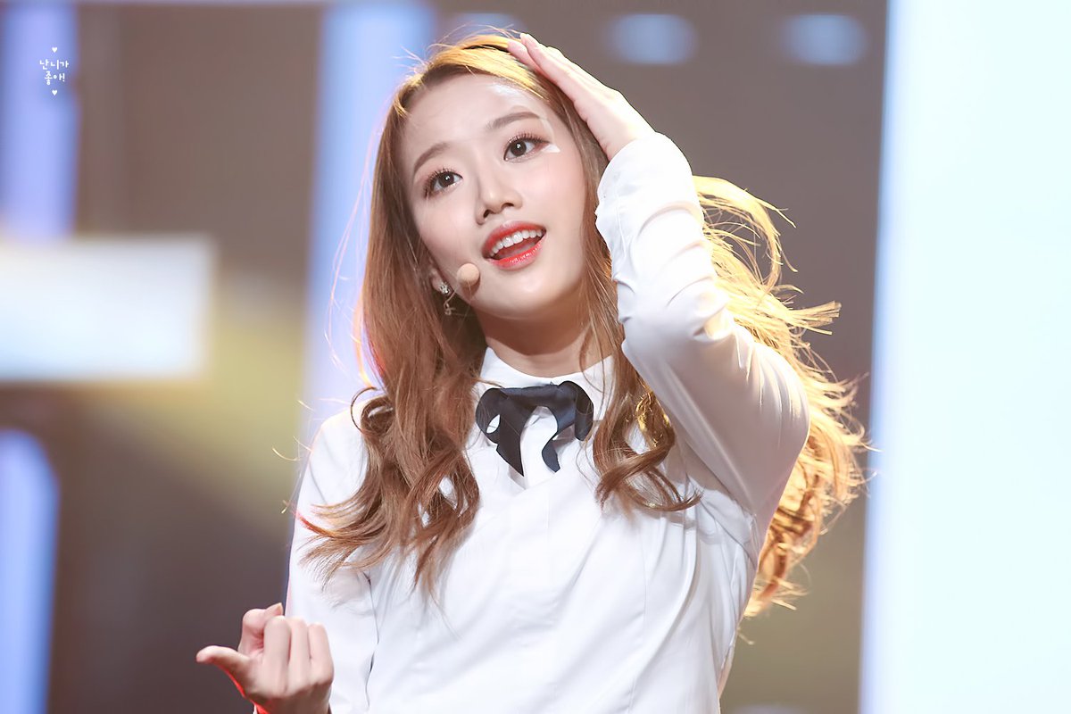 LEENAEUN_TH's tweet photo. HQ📷161008 ANN Showcase #에이프릴 #나은 #APRIL #NAEUN ©naeun9955
📌 https://t.co/UQTPXoqv0b https://t.co/7F52jmtX9p