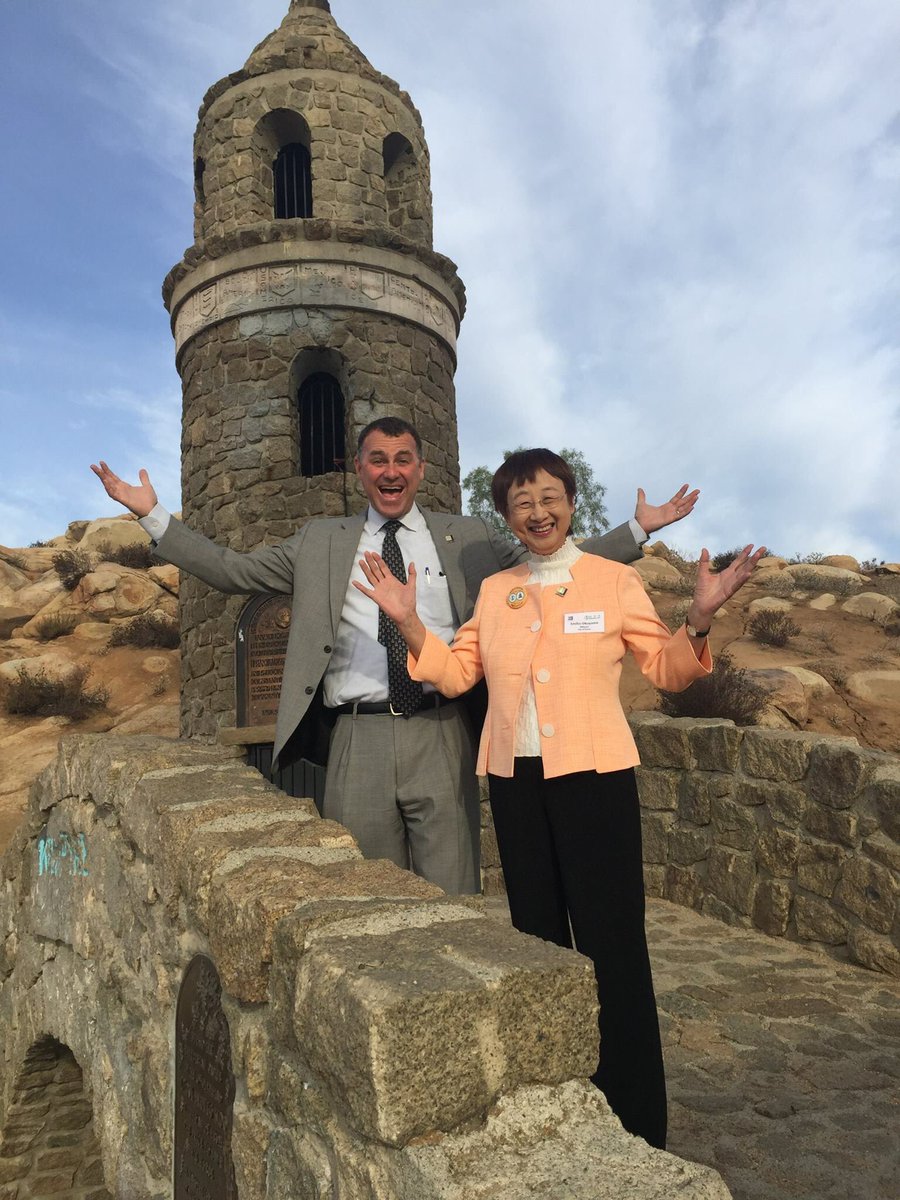 riversidecagov's tweet photo. City of Riverside's @Mayor_Bailey showing Sendai's Mayor Emiko Okuyama the beauty of #RiversideCA! 

#ILoveRiverside #sistercity #sendai https://t.co/TLYeNcSyXY