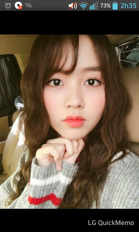 Percabethy's tweet image. Kim So Hyun, muda a personagem mas a franja continua