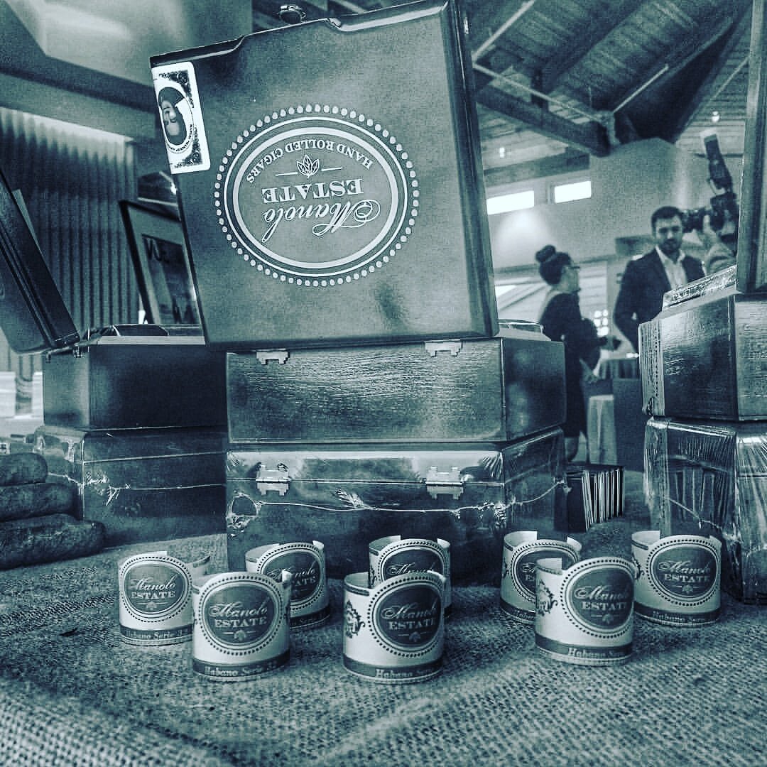 MasterBlends's tweet image. #SmokeManolo